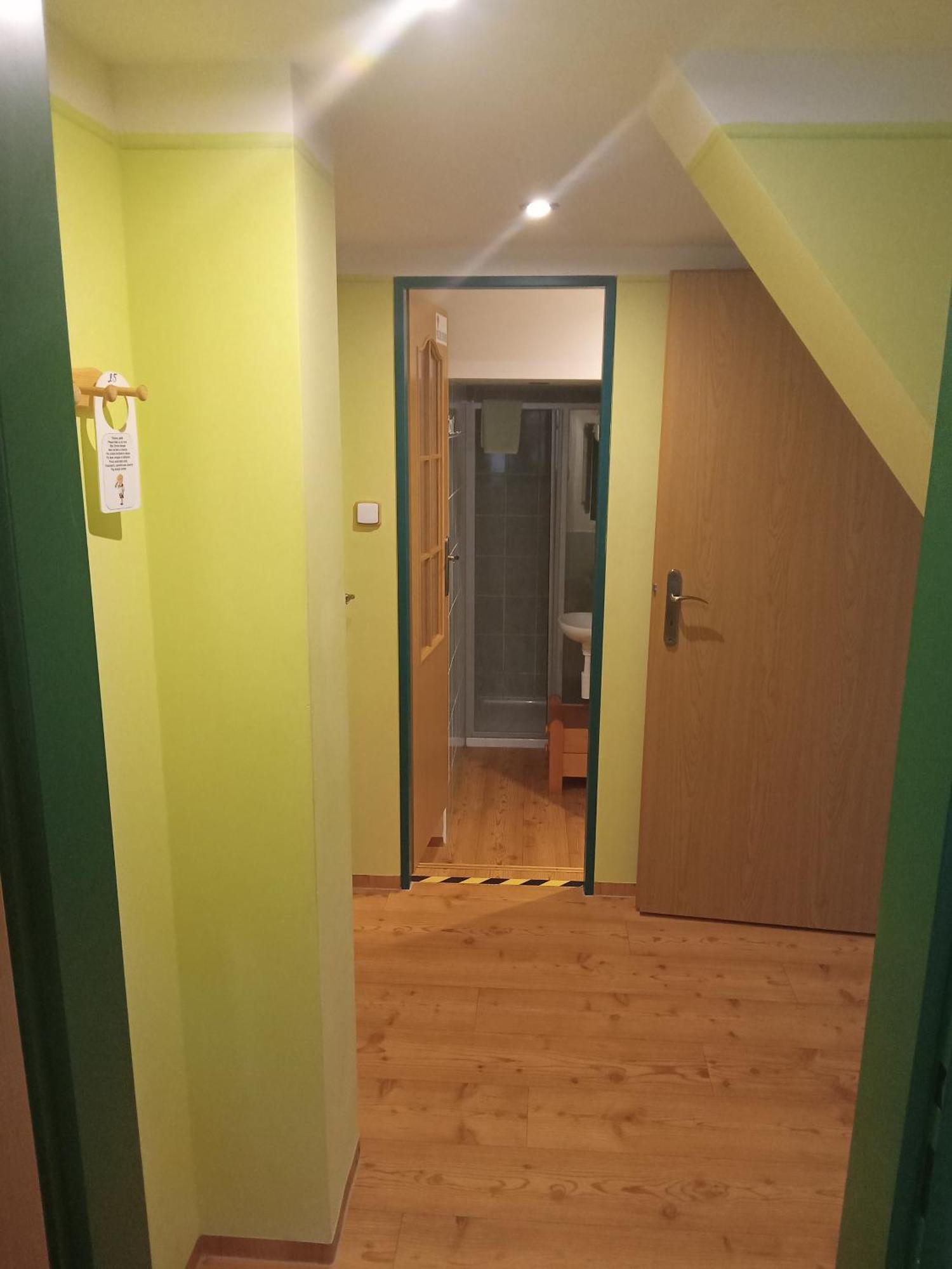 הרנסקו Hotel U Zeleneho Stromu - Zum Gruenen Baum מראה חיצוני תמונה