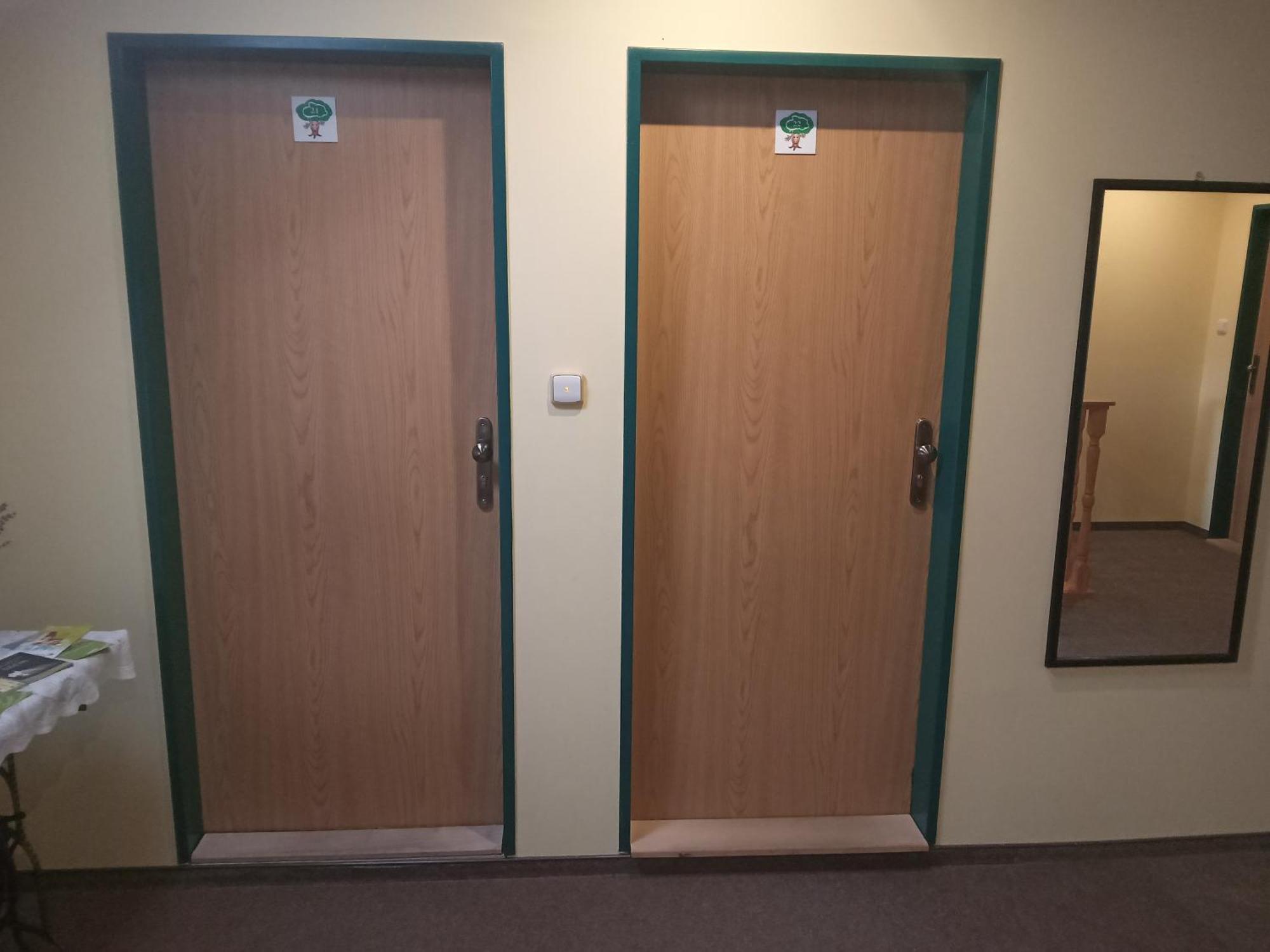 הרנסקו Hotel U Zeleneho Stromu - Zum Gruenen Baum מראה חיצוני תמונה