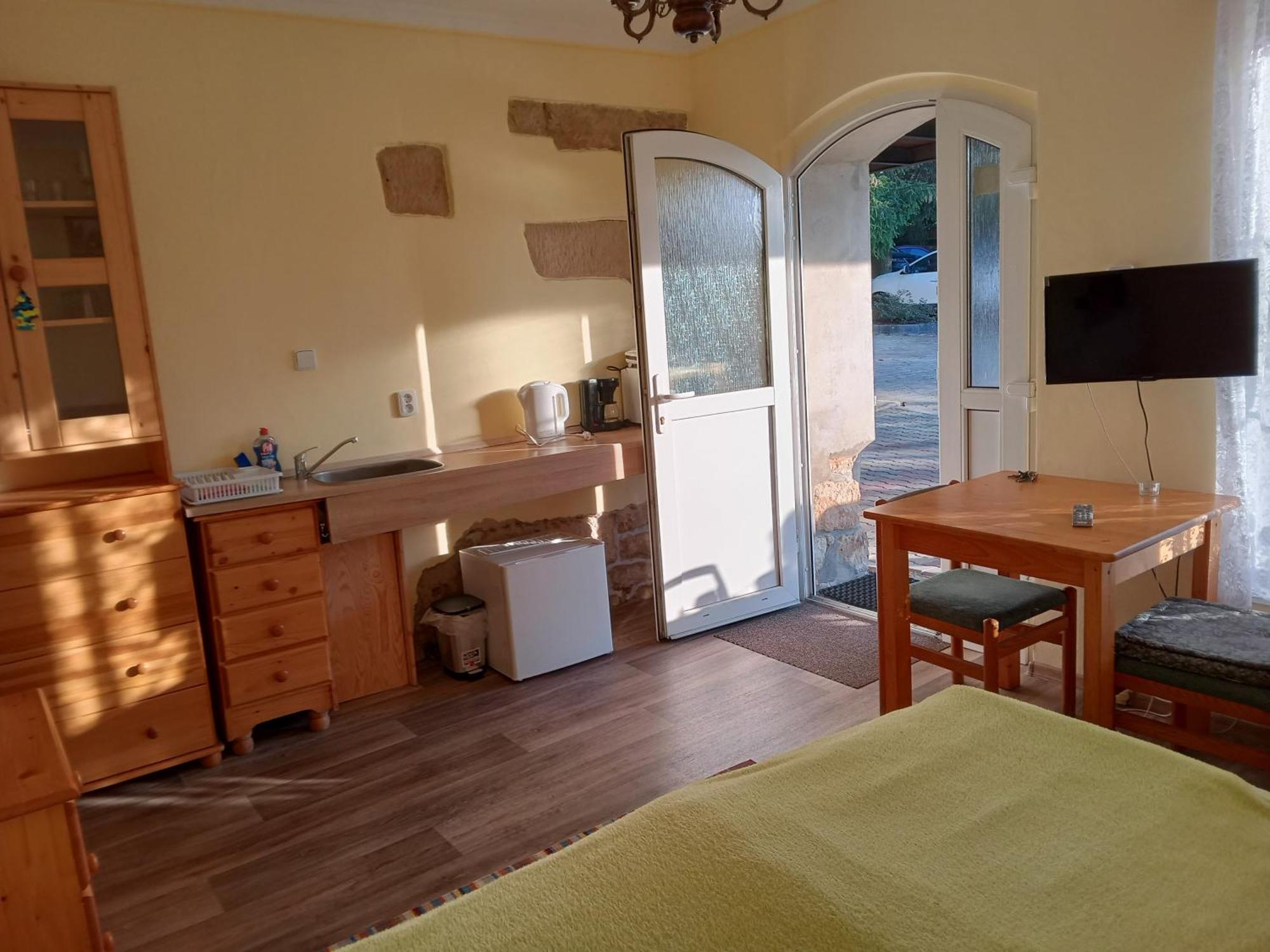 הרנסקו Hotel U Zeleneho Stromu - Zum Gruenen Baum מראה חיצוני תמונה